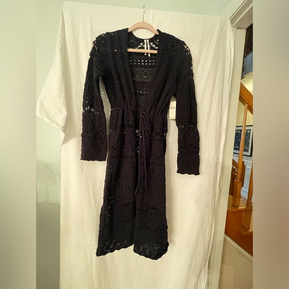 Anthropologie Sweaters - Anthropologie Crocheted cardigan